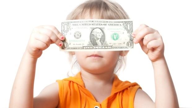 「把拔馬麻你們賺多少錢」有天孩子對「錢」感到好奇了，你該怎麼回答？
