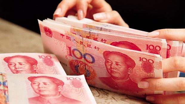 人民幣貶到中國看不下去，砸6500億出手救！分析：降準才有用