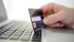 不想被扒兩層皮？出國刷卡、或上國外網站購物，一定要用「外幣」計價！