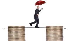 「華爾街之狼」台灣版》破解金融業者銷售話術，為何「穩定配息」對投資人不利？