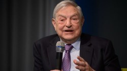 跟巴菲特對做！索羅斯加倍放空標普、砍光蘋果又賣金