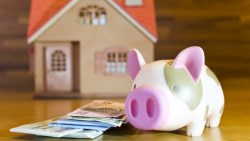 各類型房貸一次看懂！哪種適合固定薪水上班族、哪種適合自備款不足的人？