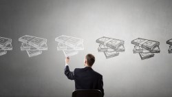 這一檔ETF叫做「億萬富豪指數」，買進8年，報酬竟有150%