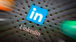 去年虧錢、今年嫁微軟被看衰...LinkedIn，為什麼市場還是看好它？