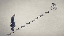 月薪40K還是存不到錢！算給你看，一整年收入至少要花掉7個月「維持生命」