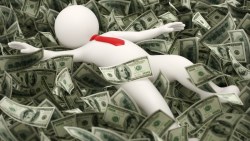 在天龍國帶看這麼久...一個資深房仲：是不是有錢人，看「他的伴侶」最準