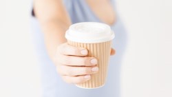 政府補助！「喘息服務」讓照服員接手你顧長輩的壓力，休息1天也是解脫