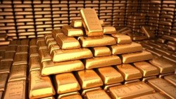 金價飆3個月高！油金比利多、貨幣戰蠢動，黃金發燒