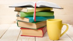 同領域的書一次挑5本看，從最薄的開始！3個速讀技巧，學起來每年多看20本書