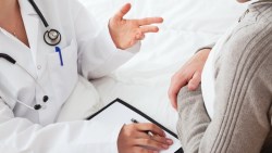 同樣是做牙科手術，為什麼我沒有理賠，他卻有？一次看懂，哪些情況醫療險不賠