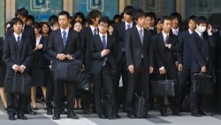 台灣人心裡可以好過一點？德意志銀行經濟學家：全世界任何地方都沒看見薪資成長跡象