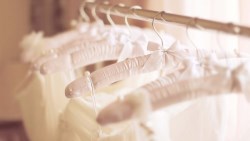 幼稚園洋裝竟還留著！囤積女學會「斷捨離」，每月省5千、心境變寬了
