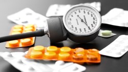 別再被誤導！雖然保費便宜、理賠項目多，但是...殘扶險「不能代替」長照險