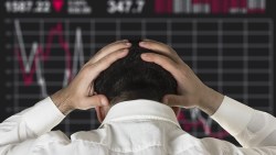 闖蕩股海7年，如今終達財務自由... 一個過來人的勸告：越想找出最可能漲的股票，往往套牢得越深