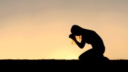 房子登記在男友名下，女友拒絕「付房貸」被甩！她哭喊：現在拿錢出來，他會原諒我嗎？