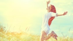 連25年發利息！精選4支「食衣住行」定存股，各買一張股利就破萬