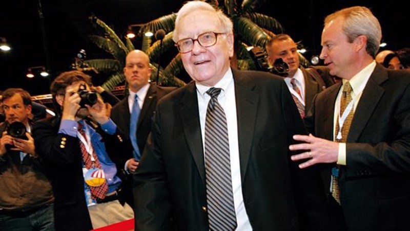 【Yahoo! 授權】2017年巴菲特股東會，現場直播─中文同步口譯