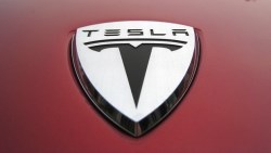 特斯拉台北開到高雄免充電？他開到「這縣市」電力剩20%，剉到找充電站