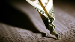 美股將大輪動？科技股退燒、亞馬遜閃崩，零售股崛起