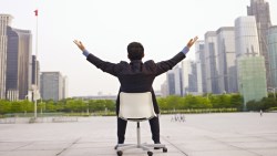 人生第一個一百萬不該靠投資賺來！30歲躋身百萬上班族的兩個方法