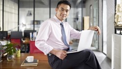 這支股，他10元買到200元從不賣！小職員20年後身價3億、升上高階主管