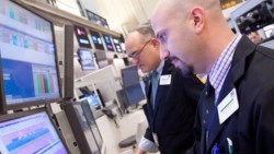 美股風險極高？專家：小心了，現在連桿弟也會報明牌