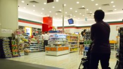 台灣兩大便利商店，哪一家的股票比較值得投資？