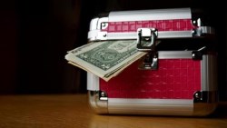 新台幣強升，留意外幣保單匯損