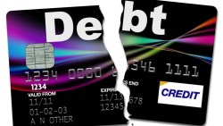 信用卡一剪，就順手丟進垃圾桶...小心！忘了做這件事，個資外洩還被盜用