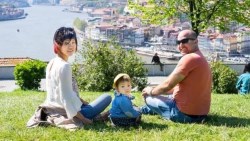 「到死了退休金都花不完」她找到這個存錢法，30多歲就退休環遊世界