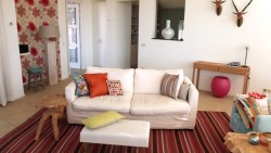 一個案例看，同樣需162萬自備款，該拿去買「套房」還是「標準2房」？