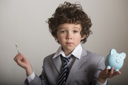 每月固定存的錢，是你的「資產」還是「支出」？回答是資產的人，難當有錢人