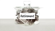 長輩圈瘋傳：55歲提早退休領「打折扣」的勞保年金，總額比60歲退休的人多...這是真的？！