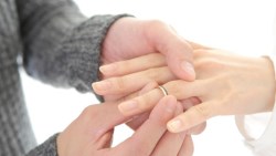 辛苦工作買下第一間房...卻因為一場婚姻賠掉！30多歲失婚女：人生最大風險，就是「嫁錯人」