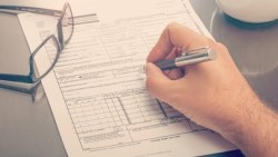 台幣太強 第一季恐都落在29字頭  快看美元保單該怎麼買