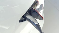 Tesla驚傳良率差 4成零件須重做！公司否認 稱效率改善