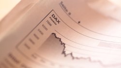 2015年重演？垃圾債ETF「一底比一底低」，美股不妙