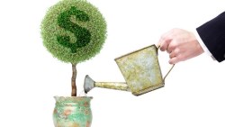 沒有富爸爸、曾經是月光族　靠3個習慣累積千萬身價