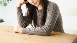 女人的財務自由，最容易「老後失守」！女作家親身體悟：讓女人痛失財富的最大花費是...