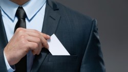 別讓管理費吃掉報酬！顧問建議別買這些「高成本」商品，尤其最後幾樣