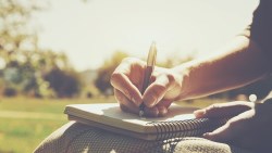   有了大數據，更少不了「厚數據」