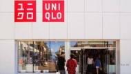 不夠冷！UNIQLO日本同店銷售減幅近3年來最大、股價摔