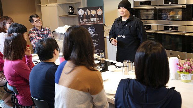   優雅居家下午茶這樣做！蒸烤爐在手一秒變大廚