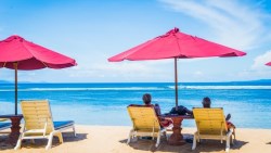 加拿大的國家退休金年化報酬10%，台灣勞動基金僅3.28%…晚20年存退休金，資產少768萬