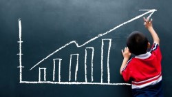 〈台泥股東會〉張安平：今年景氣估持平去年 水泥長期需求仍佳