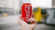 巴菲特愛將可口可樂營收俏、股價飆歷史高 殖利率逾3%