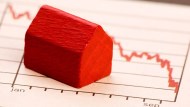 房價下跌一半，會造成4大衝擊！專家：跌回2008～2010年的房價水準最好！