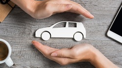 小資必看》上班途中車禍，除了肇事者，還可向雇主、勞保局申請補償！