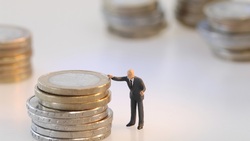 60歲不急著領勞工退休金？原來有這些好處