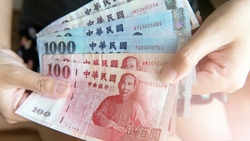 保費變貴了！保險七大新制明年上路